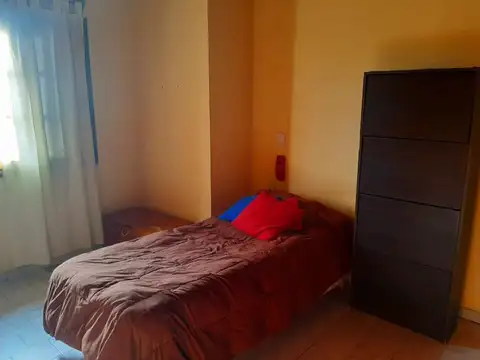 Departamento 7 ambientes con 2 baños