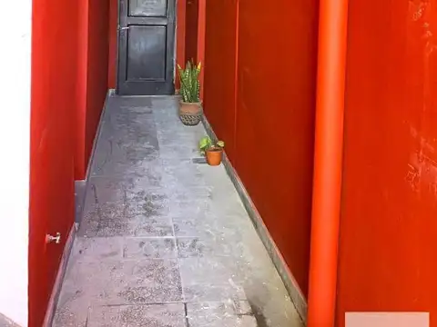 Casa en Venta - 2 Dormitorios 1 Baño - 382mts - Avellaneda