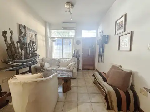 Depto Tipo Casa en Venta de 4 ambientes