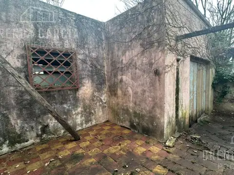 Casa 4 ambientes con 1 baño