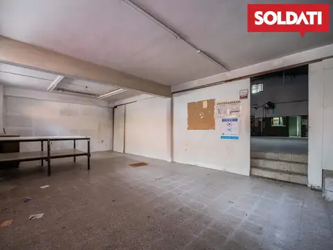 Galpon en Venta 41  mts Fondo