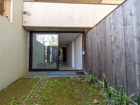 MONOAMBIENTE EN VENTA CON COCHERA EN ALBERDI