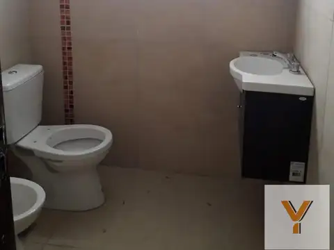 Local en Alquiler en Florencio Varela, $ 7.200.000