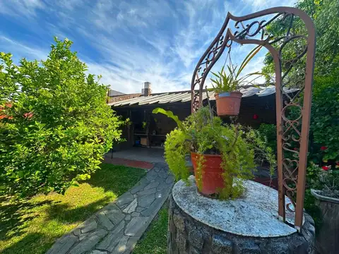 Casa 4 ambientes con 3 baños