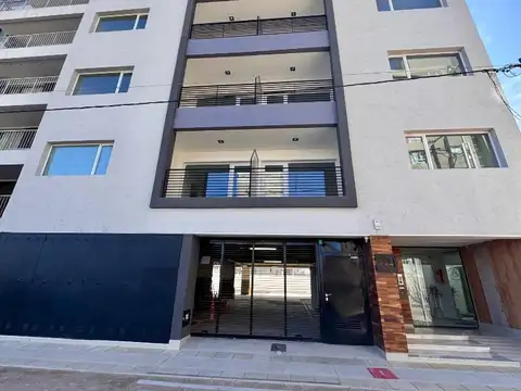 Departamento en Venta con 4 cocheras