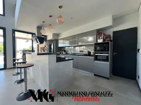 Casa en Venta al Oeste