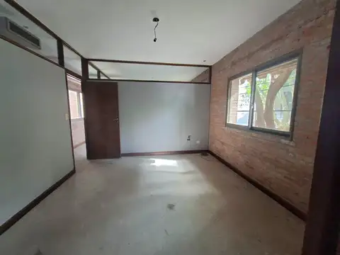 Oficina en Venta al Este
