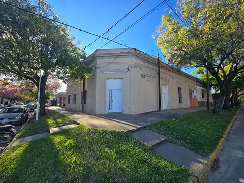 Se vende Propiedad en esquina 