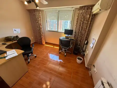 VENTA DEPARTAMENTO 4 AMBIENTES EN MORON CENTRO