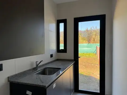 Casa en Alquiler al Este