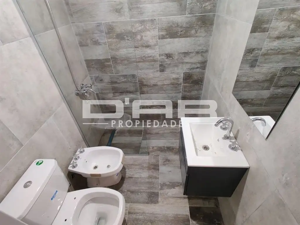 Emprendimiento en Villa del Parque - Etapa: Terminado