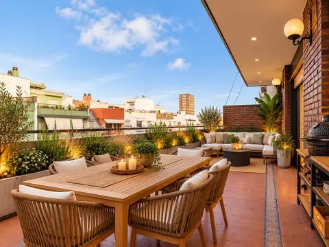 En venta piso de 4 ambientes con terraza y balcón en San Cristobal