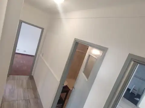 Depto Tipo Casa en Alquiler en Lanus Oeste, $ 600.000