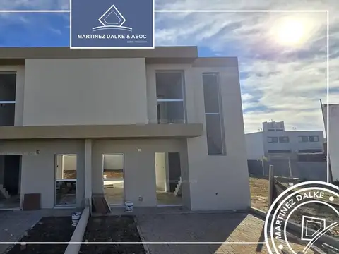 DUPLEX TRES DORMITORIOS - DOCTA