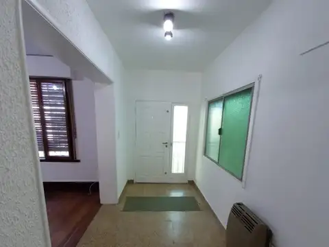 Depto Tipo Casa en Alquiler de 2 ambientes