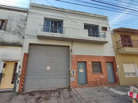 Alquiler de Galpón 300 Mt con vivienda Ciudadela, Tres de Febrero