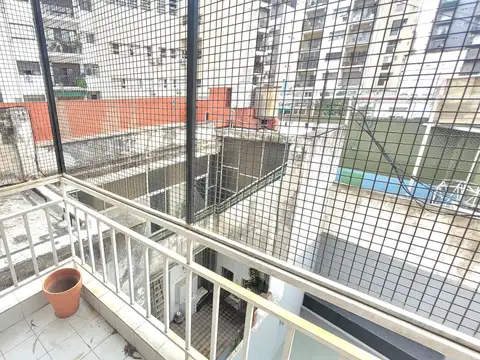 Avenida Raúl Scalabrini Ortiz 2300, Piso 3