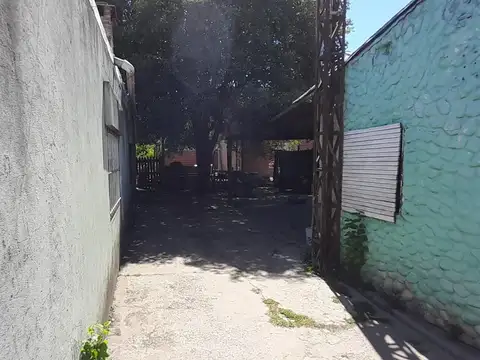 Casa 3 ambientes con 2 baños