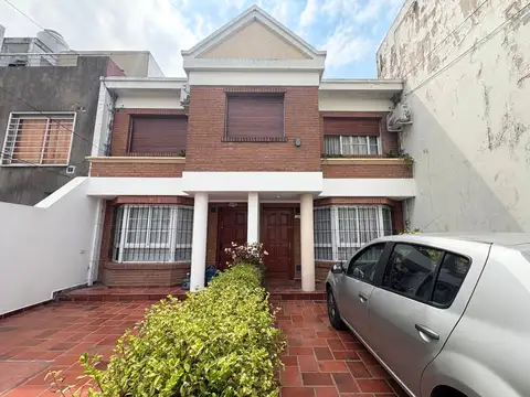 VENTA DUPLEX 4 AMBIENTES EN RAMOS MEJIA