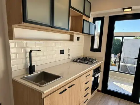 Manuela Pedraza 6000