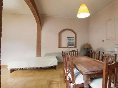Depto Tipo Casa 3 ambientes con 2 baños