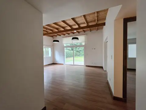 Casa en Alquiler de 2 dormitorios