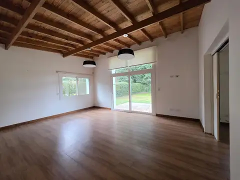 Casa en Alquiler en Mar del Plata, USD 800