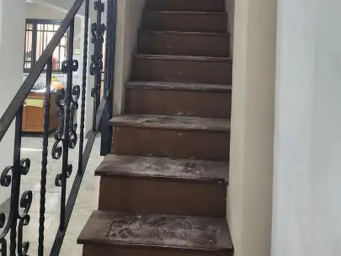 Depto Tipo Casa en Venta 35 años