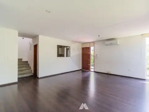 Casa en Alquiler de 3 dormitorios