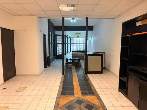 Local centrico en Alquiler
