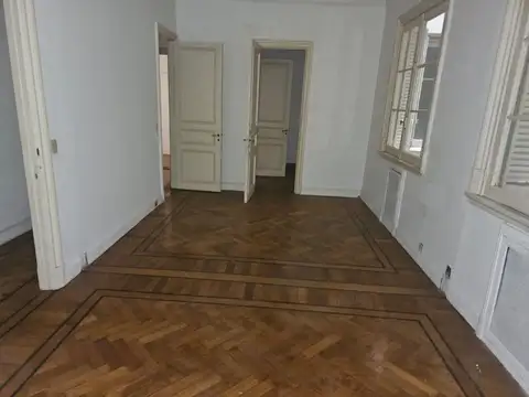 Oficina en Alquiler en Barrio Norte - 200 m2