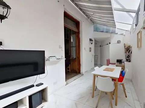 Depto Tipo Casa en Venta en Parque Chacabuco, USD 94.000