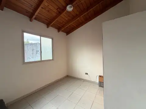 Depto Tipo Casa en Alquiler al Este