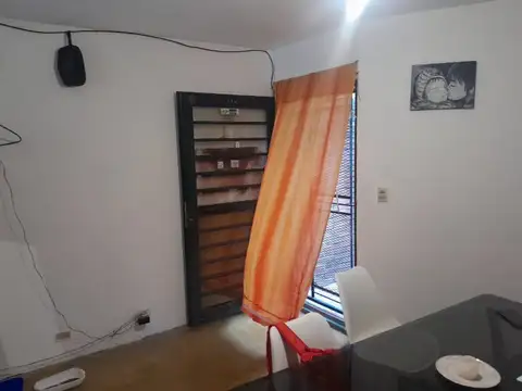 Depto Tipo Casa en Venta en Pompeya, USD 39.500