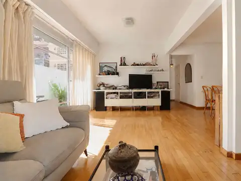 DEPARTAMENTO VENTA 3 AMBIENTES BALVANERA PATIO