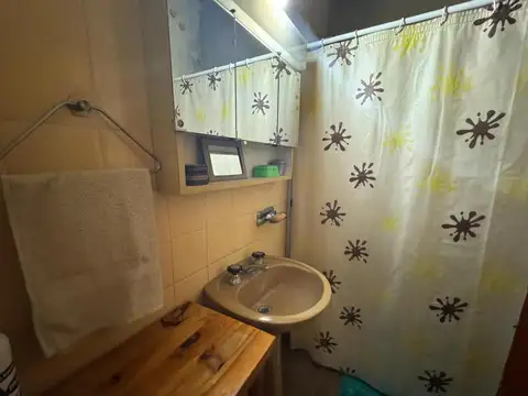 Casa de 3 ambientes + depto de 3 ambientes- Ituzaingó Norte