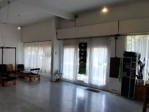 Local en Venta 51 años