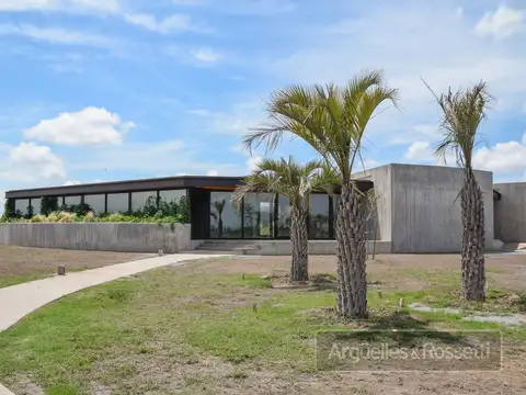 Avenida Arturo Illia 158