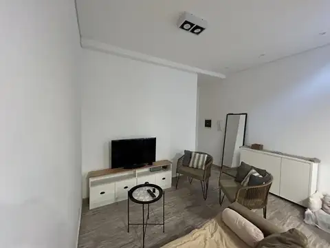 Depto Tipo Casa en Venta en Belgrano, USD 230.000