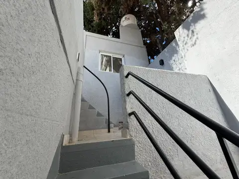 Depto Tipo Casa 4 ambientes con 2 baños