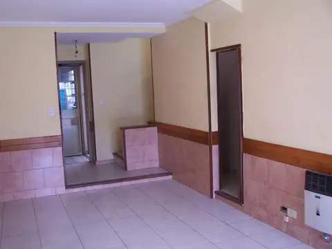 Depto Tipo Casa en Venta con 1 cocheras