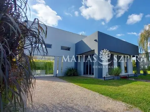 Casa en Villa Gobernador Udaondo