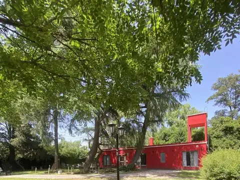 Casa 7 ambientes con 3 baños