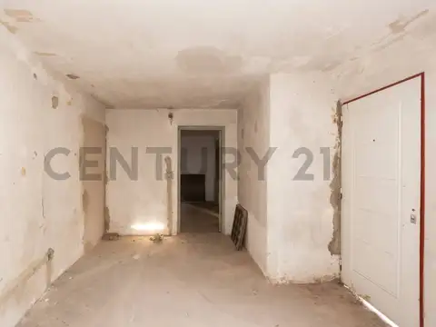 Venta Casa a refaccionar - PERMUTA -  OPORTUNIDAD.