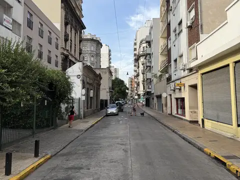 Perú 900, Piso 4