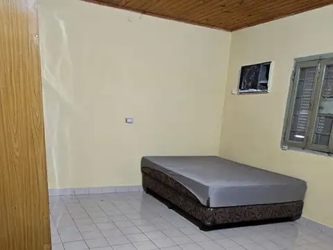 Casa 2 ambientes con 1 baño
