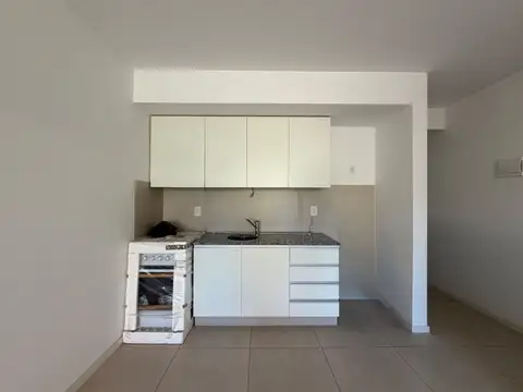 Departamento en Alquiler en Luis Agote, $ 400.000