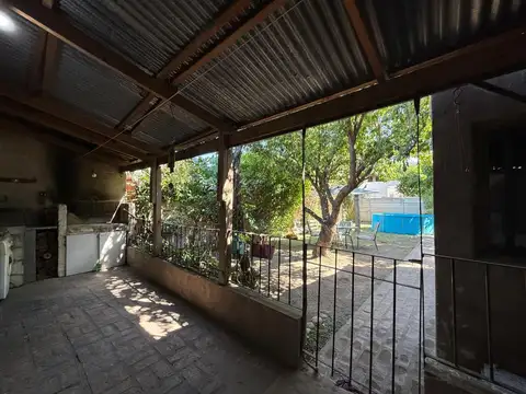 Casa en Venta en Bernal, USD 115.000