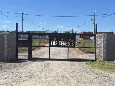 Terreno en Venta en Fincas Los Cerezos 1, Los Hornos