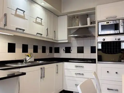 Depto Tipo Casa en Venta 64 años